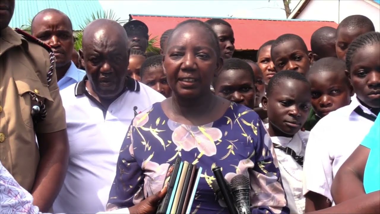 MBUNGE  WA EMATUNGU PETER NABULINDO KWA MASWALA YA ELIMU ENEO HILO