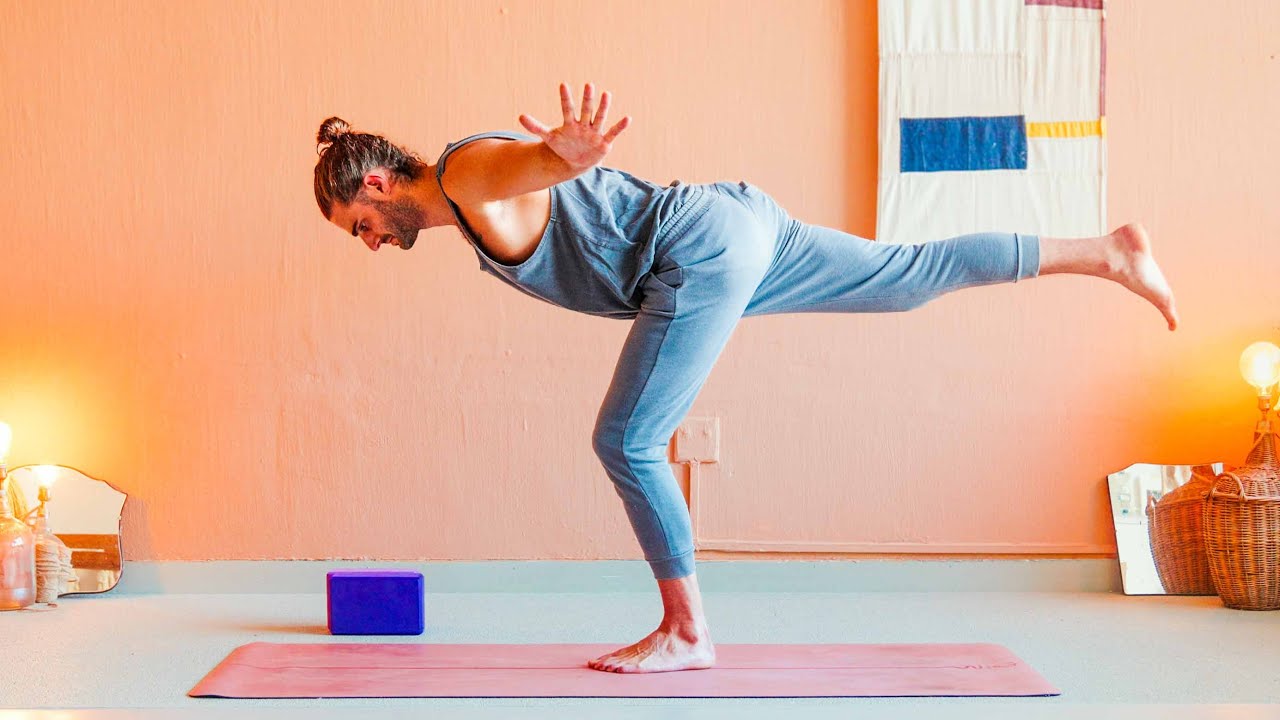 20 Min Fluid Yoga Flow | Full Body Routine for All Levels | Day 1