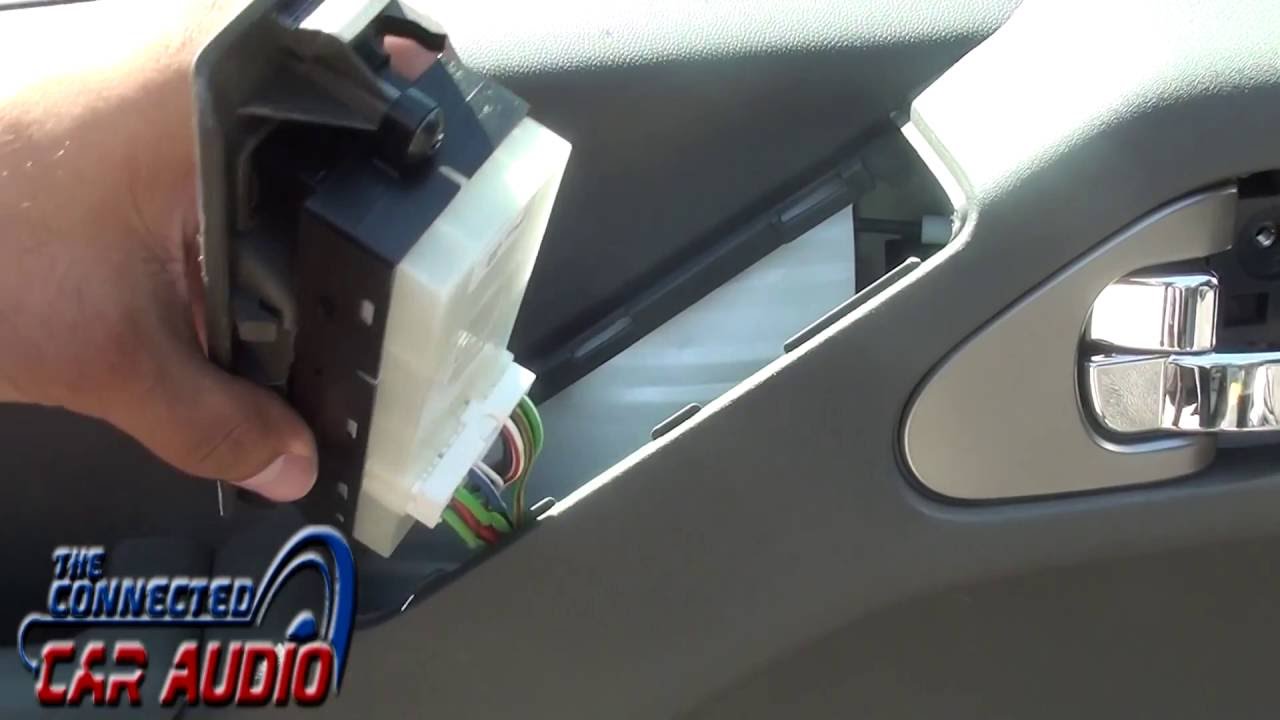 How to remove door panel  2013 up Nissan Frontier