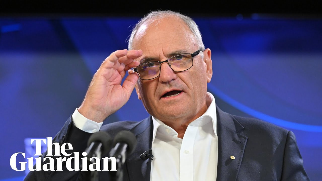 Ken Henry says Australia's environmental laws are 'broken' and should be rewritten