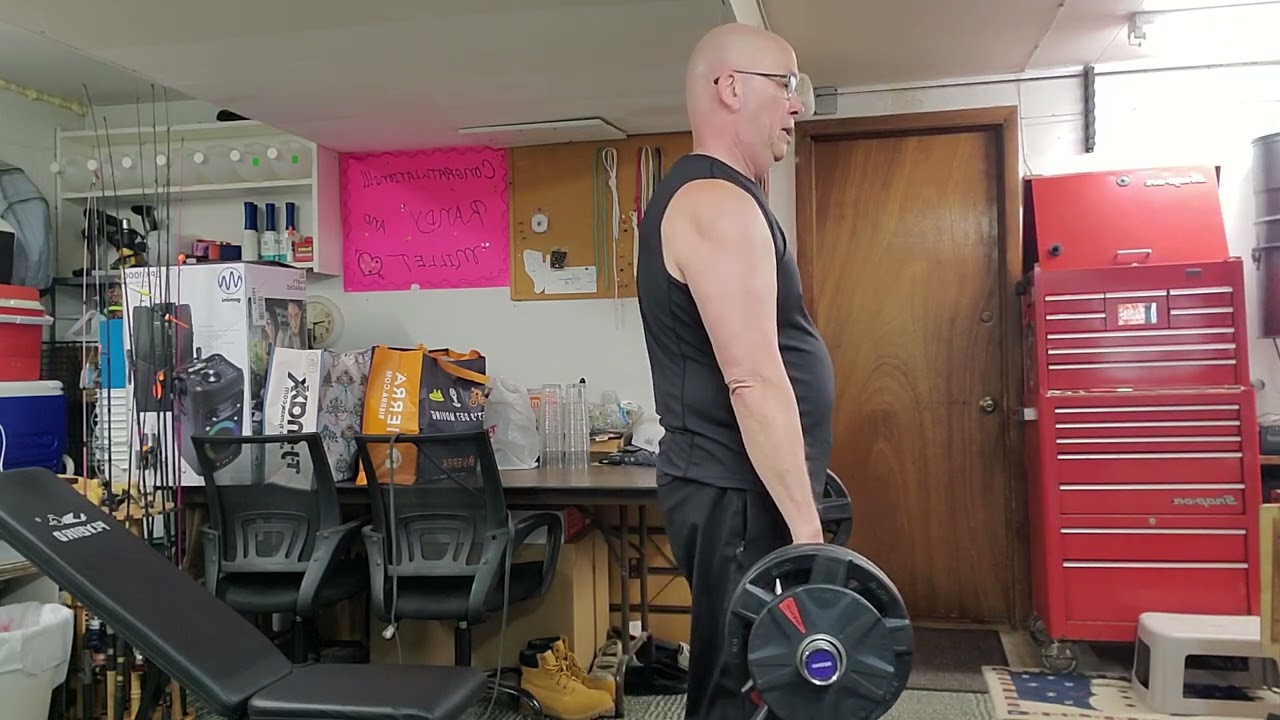 Lifting weights every day Day 122