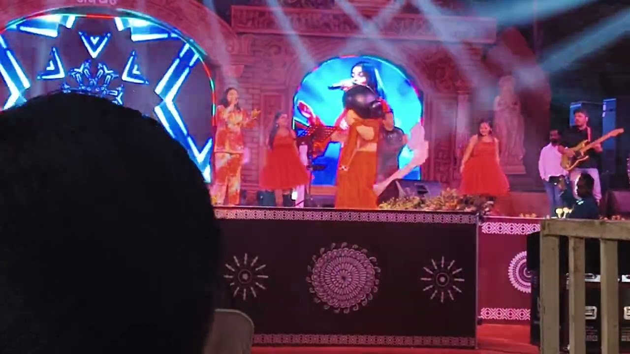 Mere Rashke Qamar