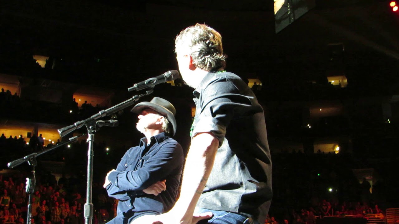 Blake Shelton & Trace Adkins 