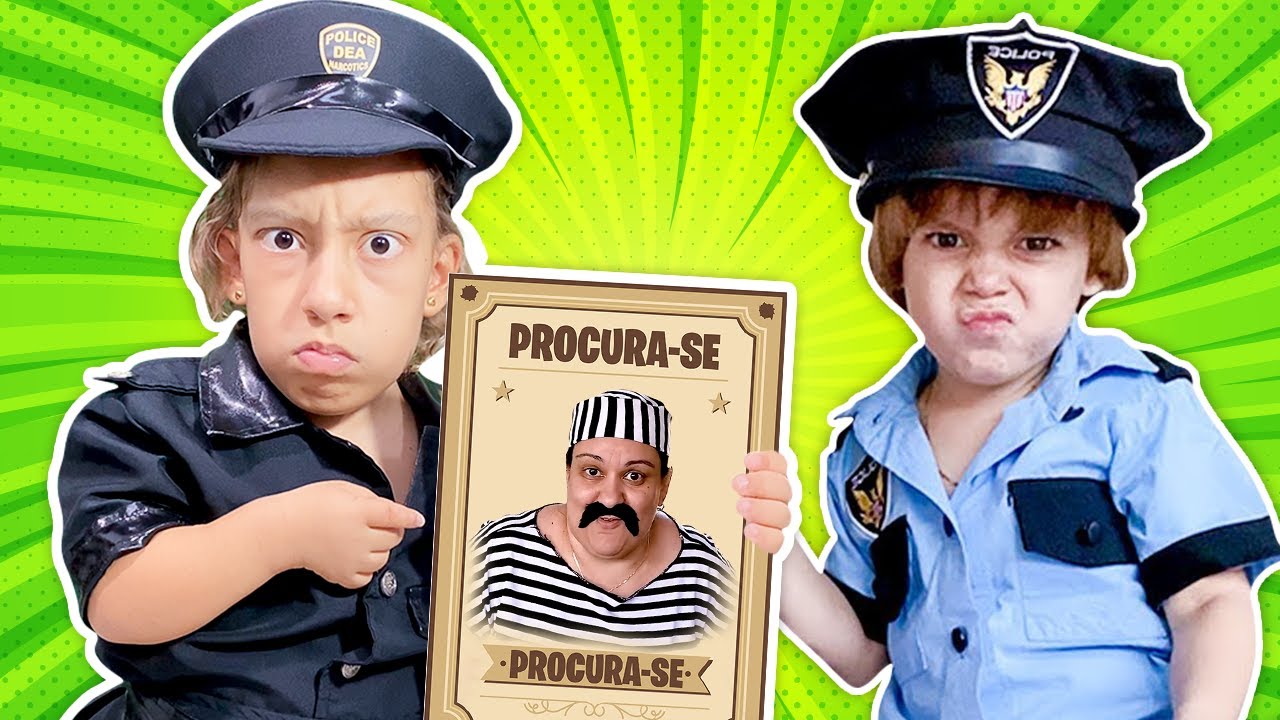Maria Clara e Rafael Fingem Brincar de ser Policiais e procuram o Ladrão de Doces - MC Divertida