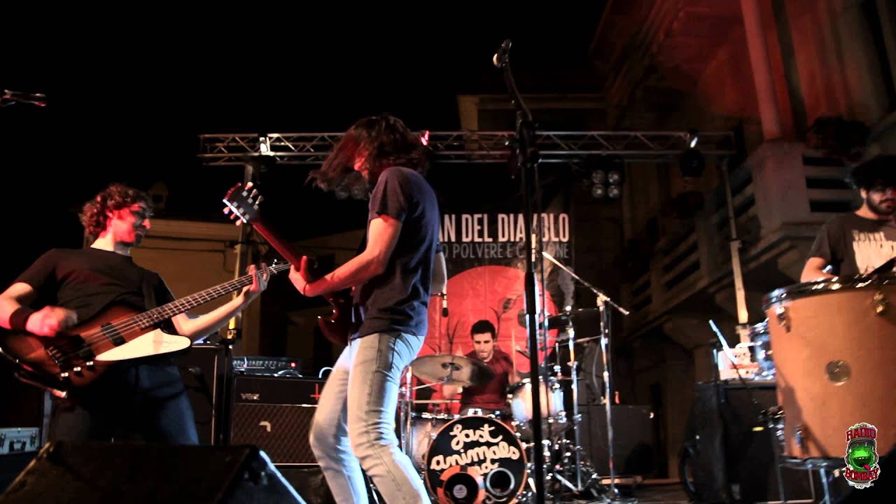 Fast animals and slow kids - Troia (Live all'Indietiamo di Sassocorvaro)