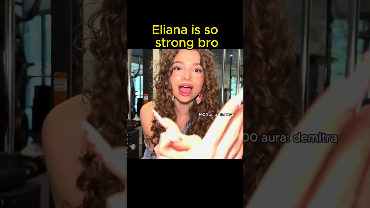 Eliana arm wrestling Demitra #kalogerasisters #demitrakalogeras #elianakalogeras #sundaykalogeras