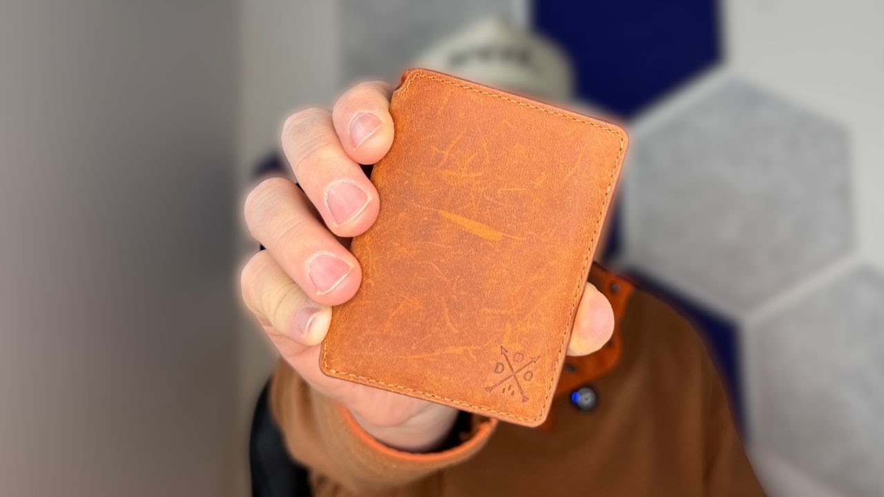 The Double Oak CLOUD Wallet is the BEST Leather Minimalist Bifold WALLET! (A Review)