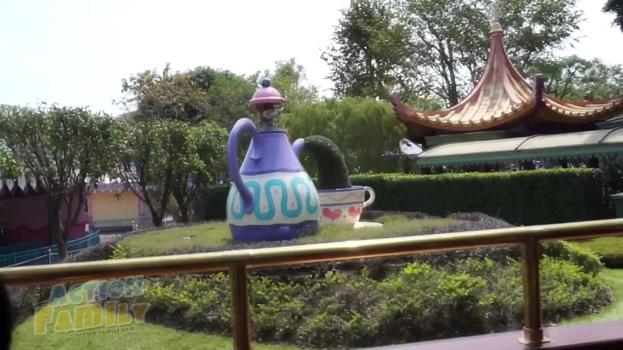 Railroad Fantasyland Station - Hong Kong Disneyland 2017