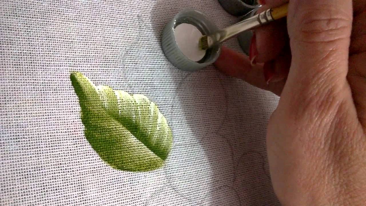 pintando uma folha com Rosana Duran