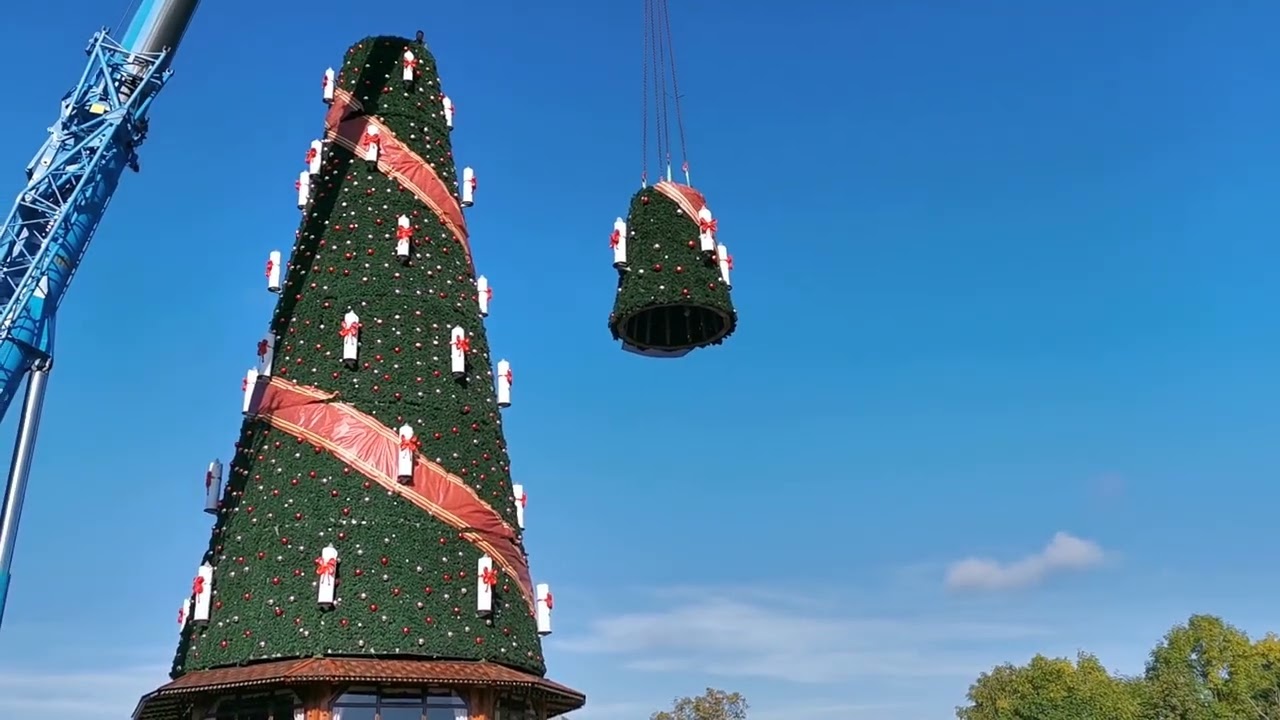 Cranger Weihnachtszauber 2024 - Aufbau Weihnachtsbaum