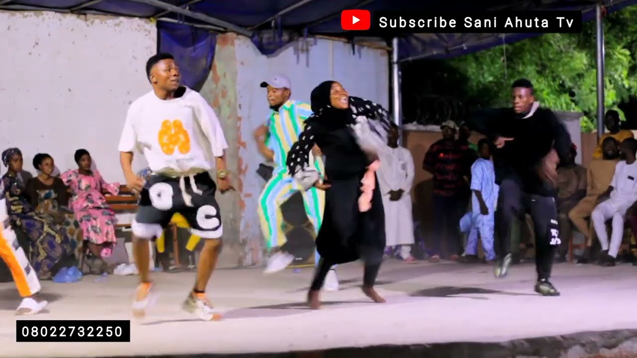 Tofa manyan Yan Rawar Kano Sun Hadu A waje Daya Suna Gasar Rawa.