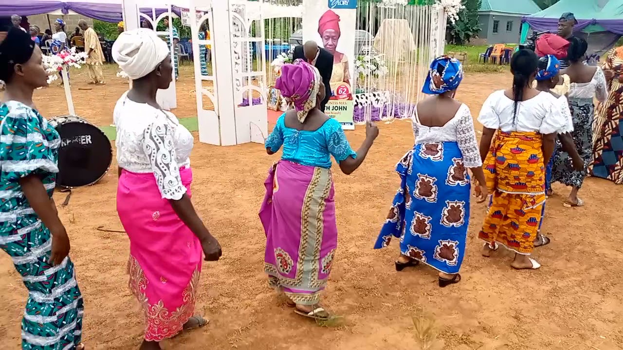 performing live in captain banito's mother burial at okposi abakaliki ebonyi state.
