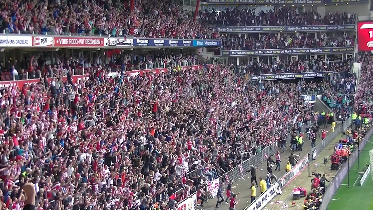 Heerlijke ontlading op de OOST-Tribune : PSV-Ajax : 15/4/2018 : 3-0 #24