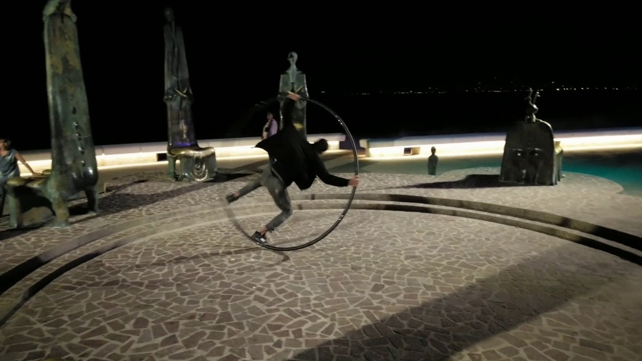 Miguel &Aacute;ngel Cortes; Cyr Wheel, Malec&oacute;n Puerto Vallarta 2018