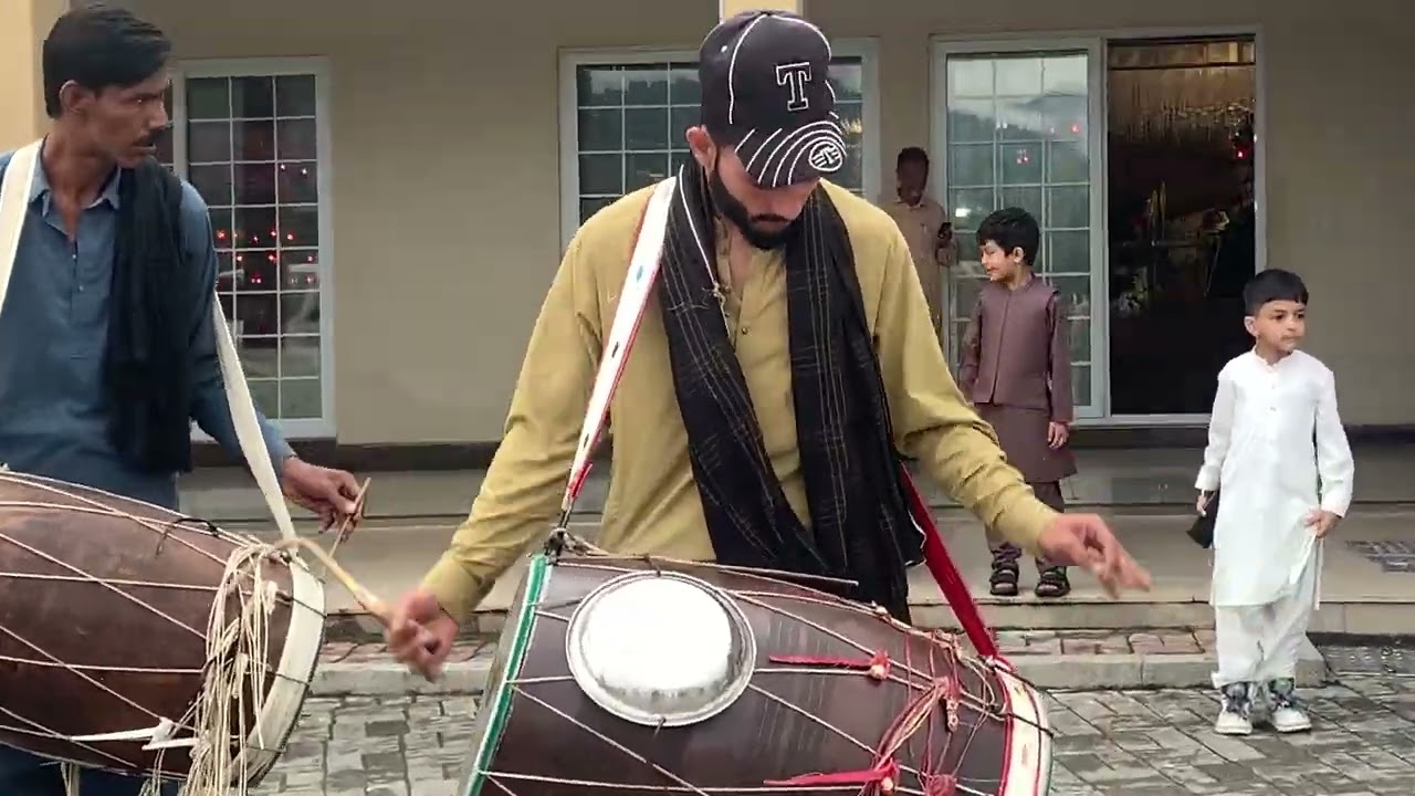 Hamad kashmiri dhol master yah Mera new account hai follow aur subscribe Karen