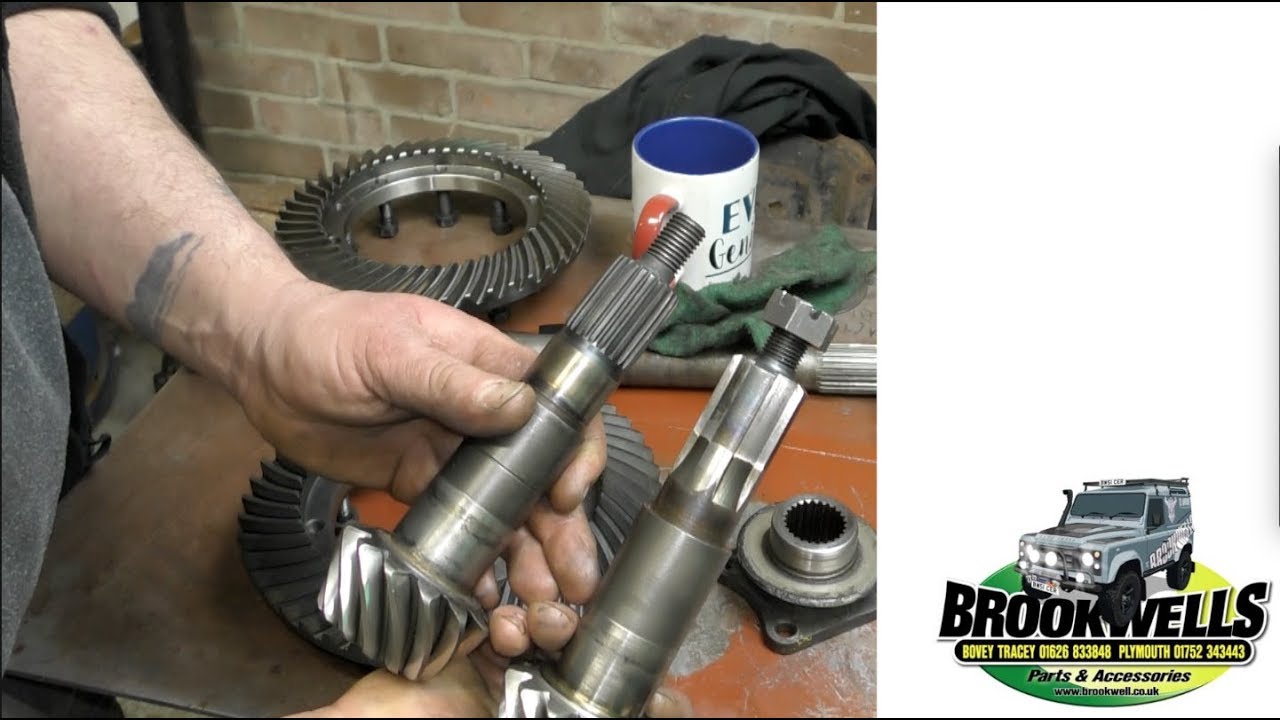 Land Rover Diff Overhaul - Fitting Differential Pinion Bearings