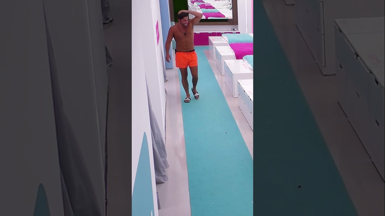 They got caught in bed 😂 #LoveIsland #Worldofloveisland