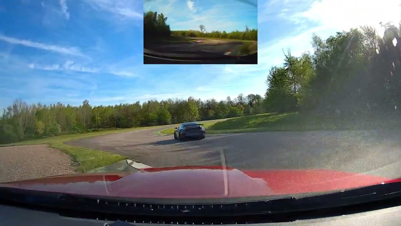 BMW M4 F82 derrière une 992 GT3 au circuit de Chenevières 1m49.7