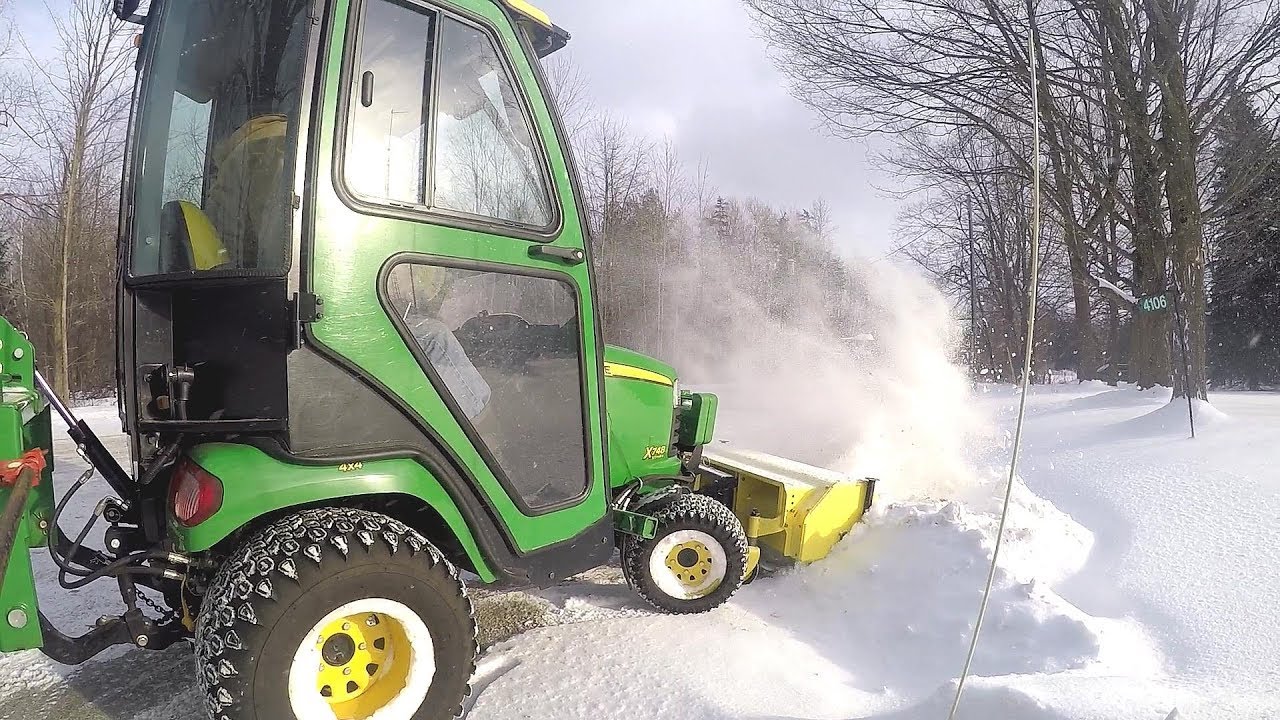 John Deere X748 - 51 Broom - Sweeping the Driveway - 20180102