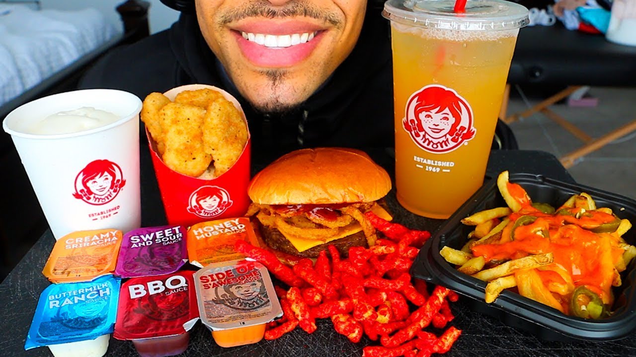 ASMR WENDY'S JERRY EATING SHOW HOT CHEETOS CHEESE FRIES CHICKEN NUGGETS FROSTY MUKBANG NO TALKING