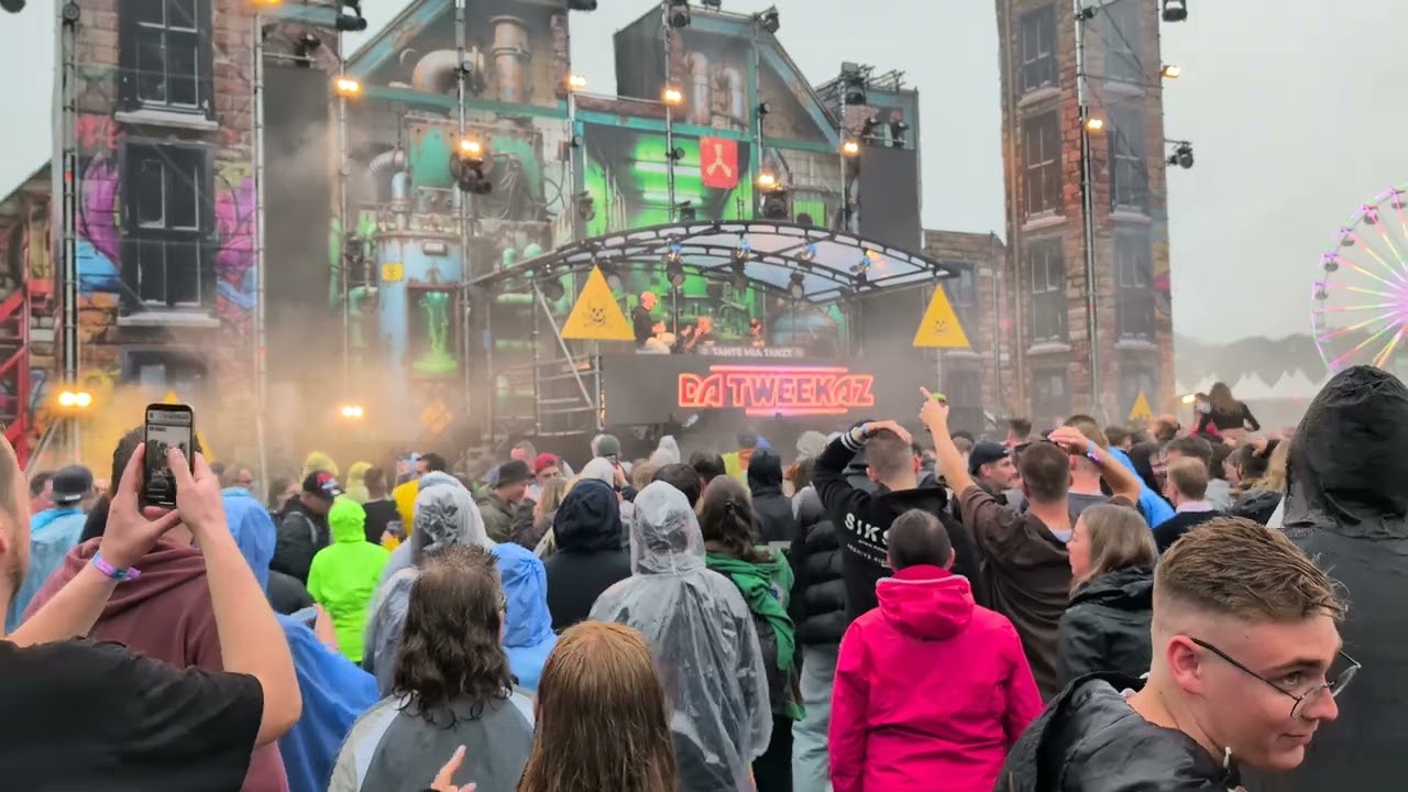 Da Tweekaz Live @ Tante Mia tanzt 2025 – Intro