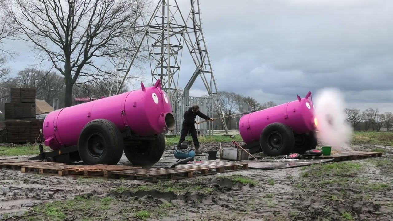 CARBID SCHIETEN 2023 CARBID TEAM MISS PIGGY 2 ROZE CARBID KANONEN