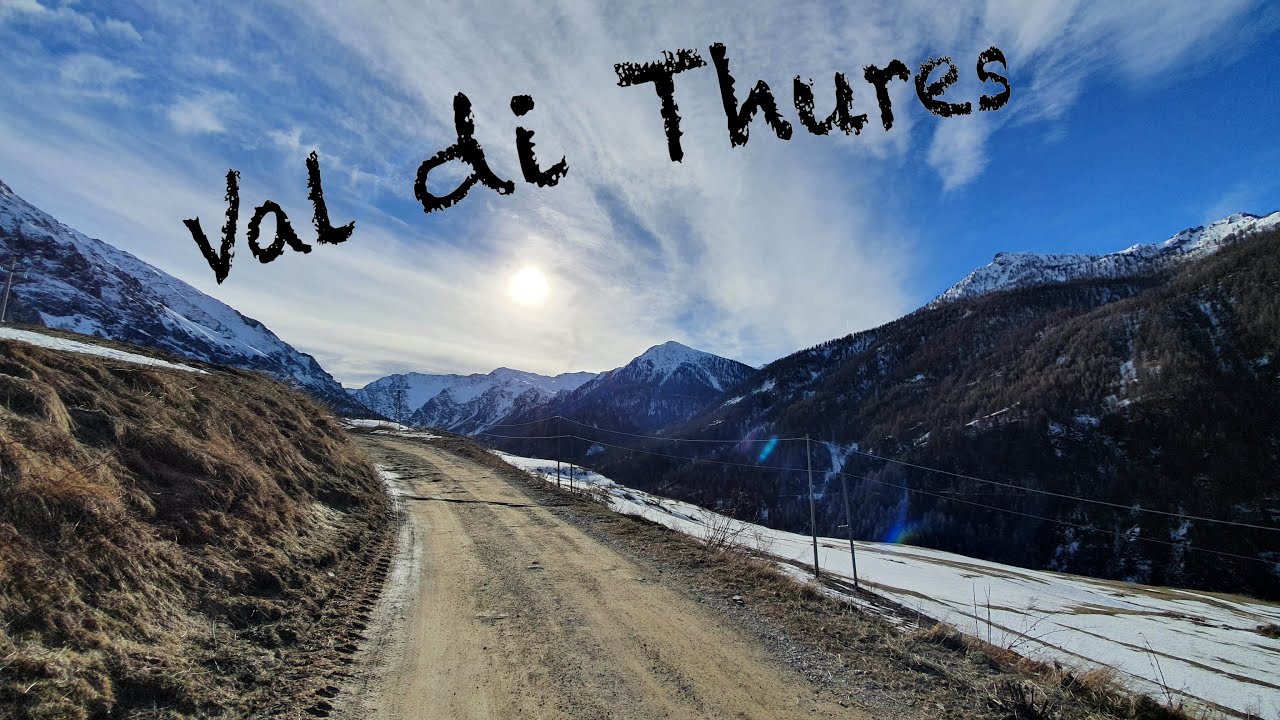 La Val di Thuras e le sue borgate.