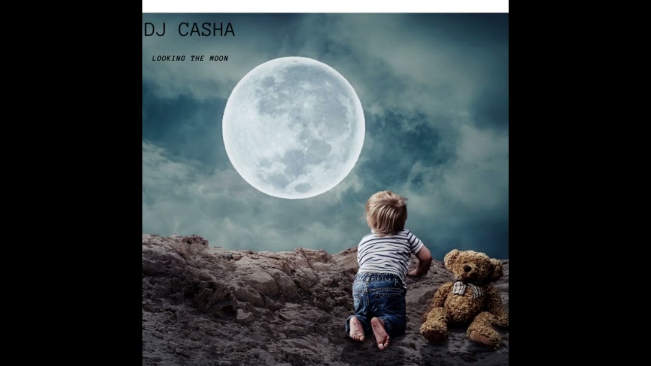 Casha looking the moon