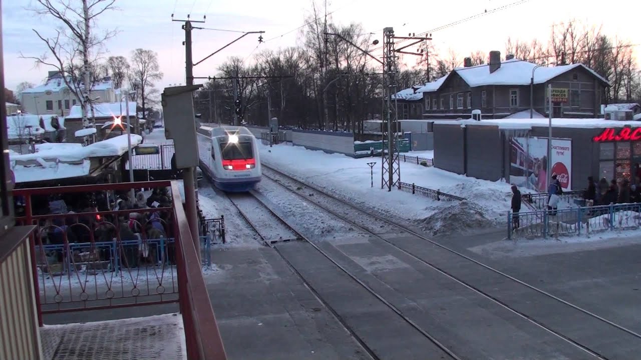 RZD-VR Allegro speed train 105km-h before it slipped stupid guy part-1