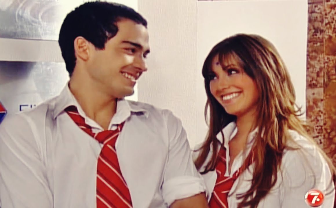 Anah&iacute; como Mia Colucci - Parte 167