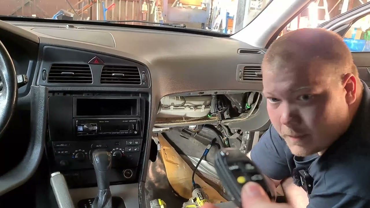 Byte av kupé fläkt volvo v70n