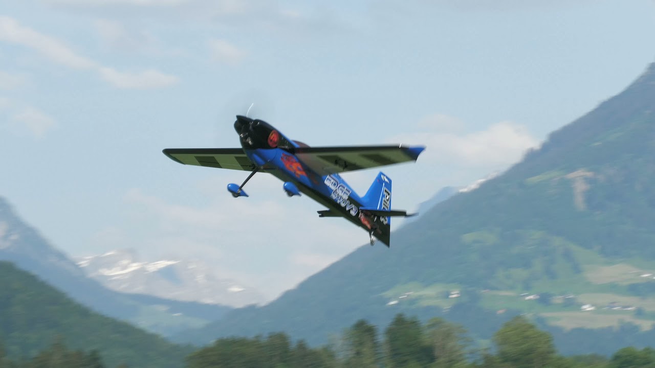 Edge 540 V3 - Pilot RC (Hebu Shop)   Marcel und der Erstflug