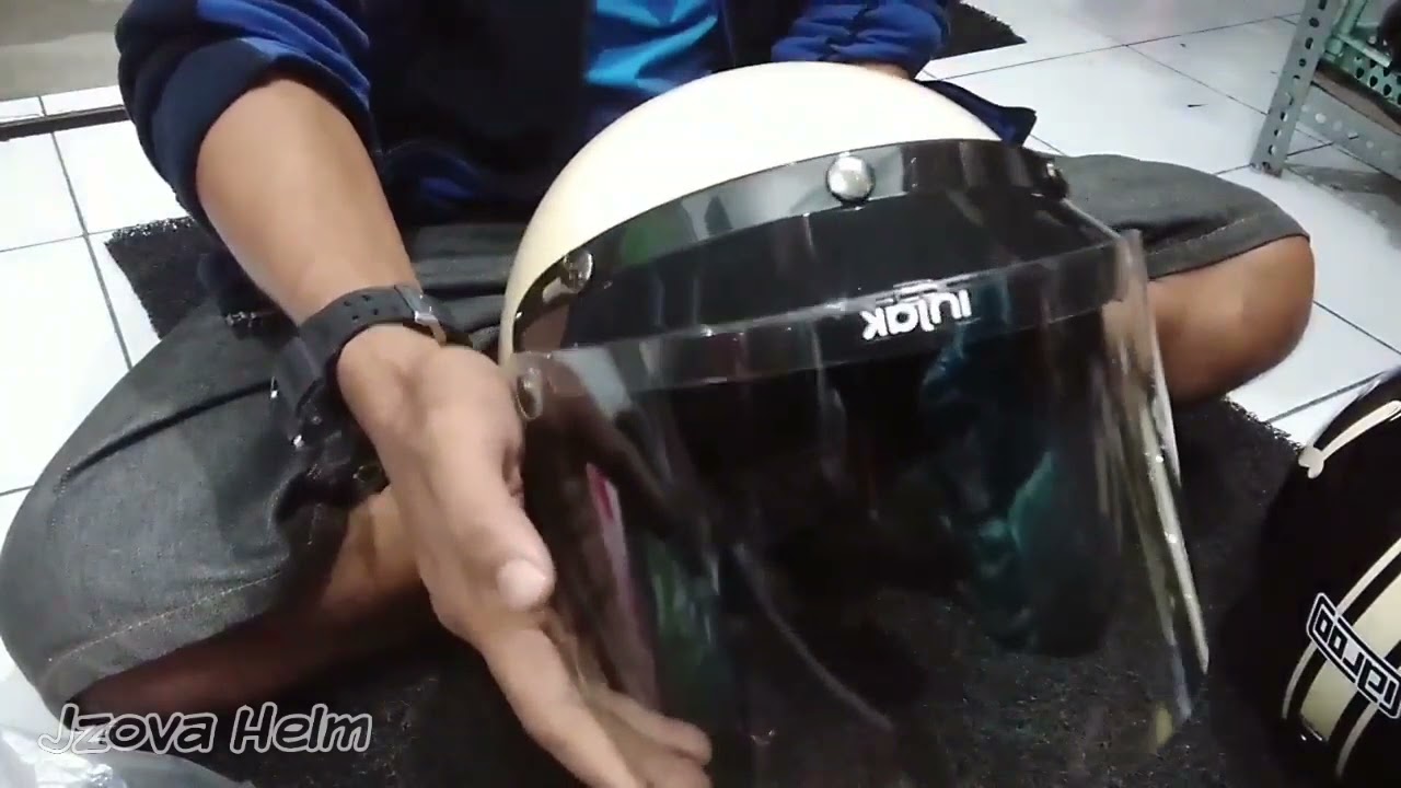 Cara Buka Kancing Kaca Helm Bogo - Cara Melepas Kaca Cargloss - How To Open Buttoned Bogo Helmet