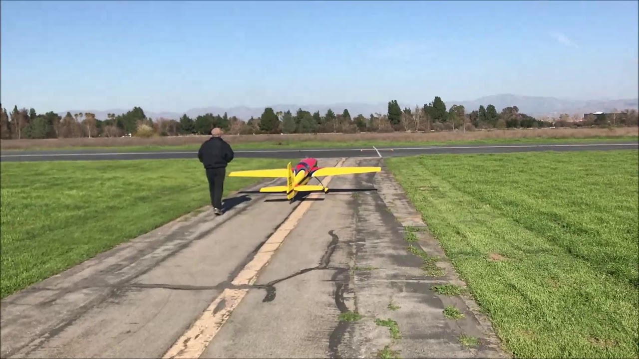 Bill Hempel 50% Extra 260 day 2 flight