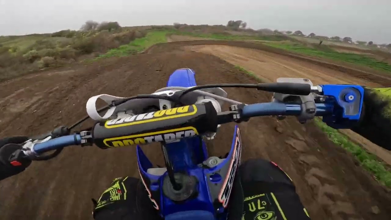 2001 YZ125 with Devin Appel on a ￼2000 rm125 