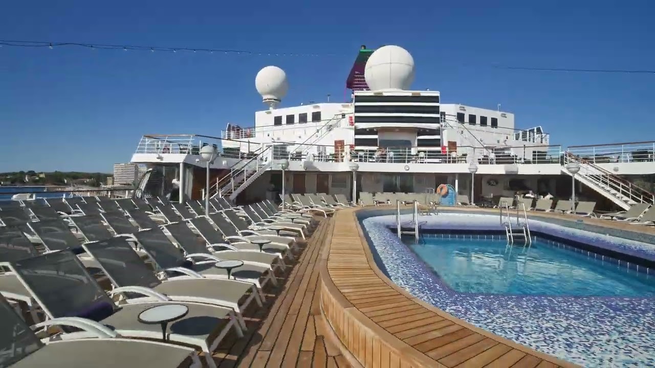 Renaissance Ship Tour (English)
