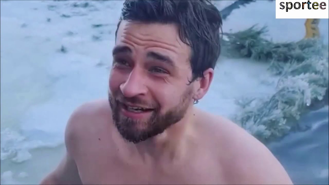 Ice bath recovery & therapy : Diving in icy cold water