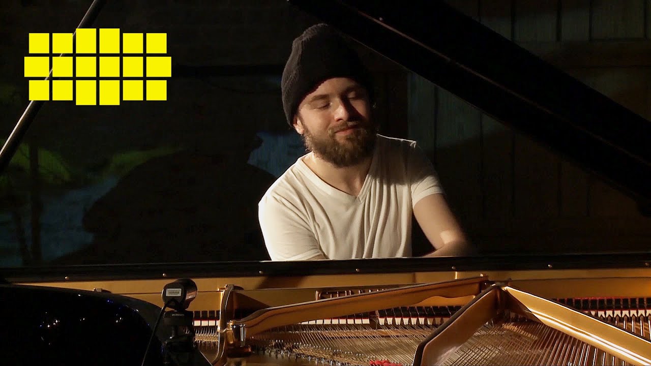 Daniil Trifonov &ndash; Rachmaninov: The Silver Sleigh Bells (Arr. Trifonov) | Yellow Lounge