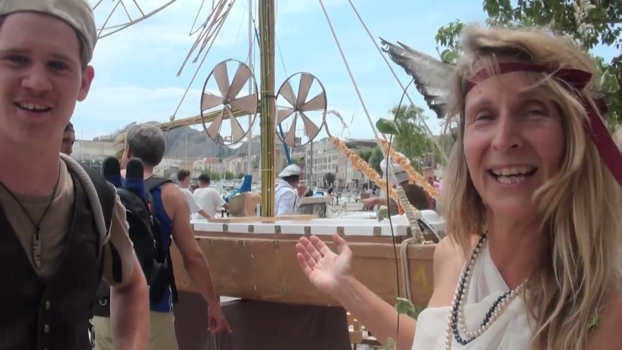 16ème Course de baignoires de La Ciotat - Arrivée des baignoires...