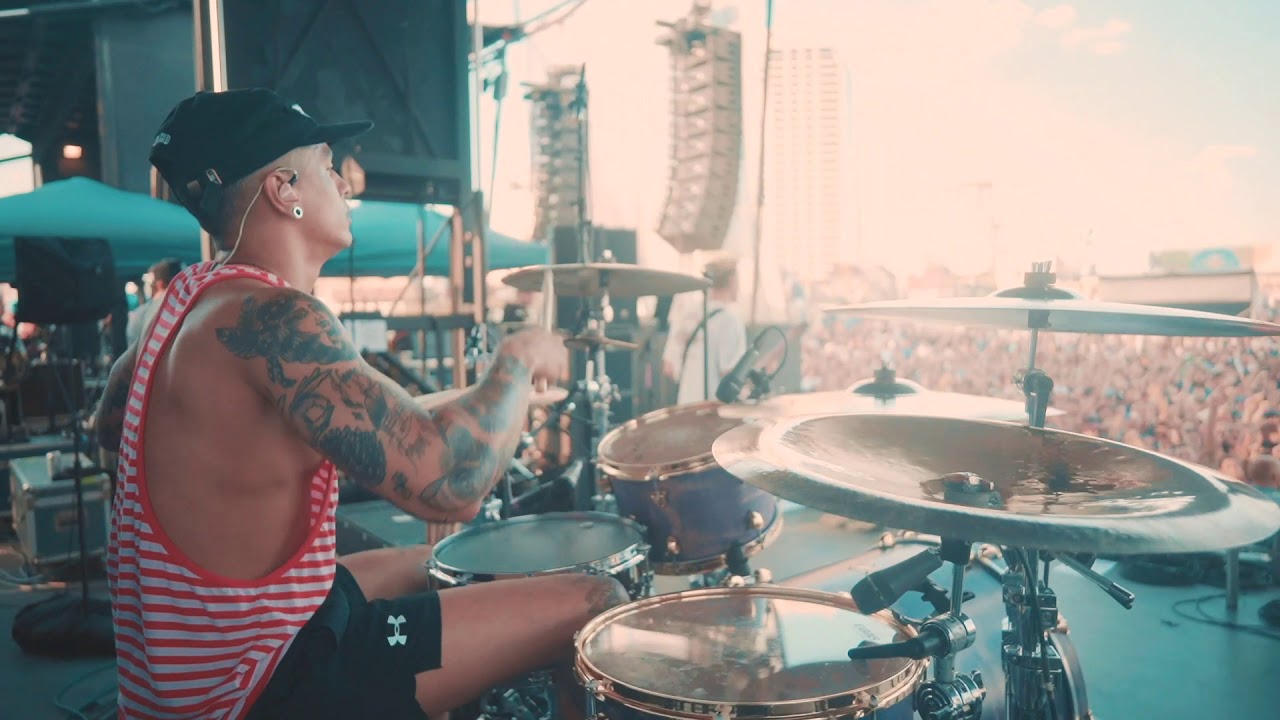 Dani Washington of Neck Deep - "Smooth Seas Don't Make Good Sailors" Live Drumcam | SJC Custom Drums