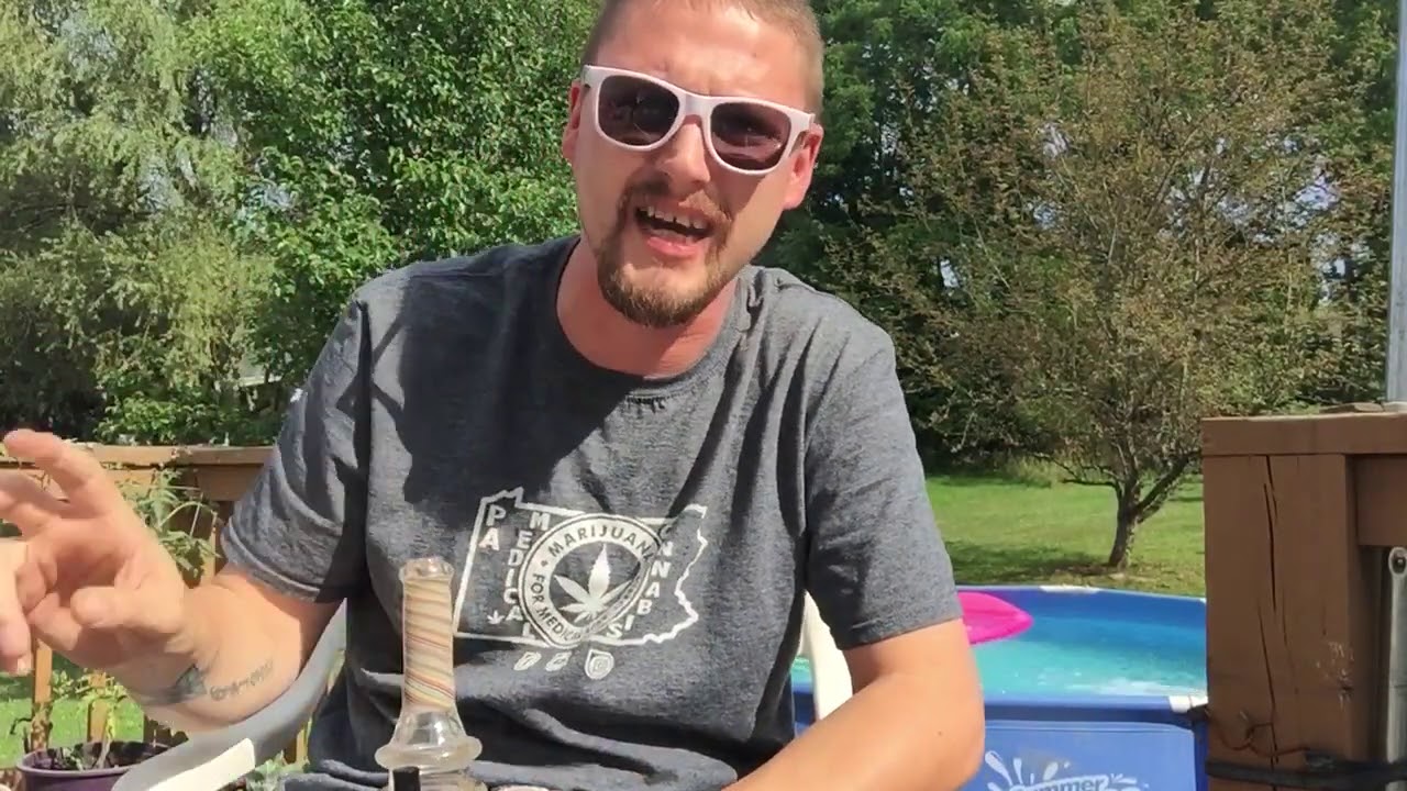 Poolside with Cresco, Island Sweet Skunk live budder, PA Medical Marijuana