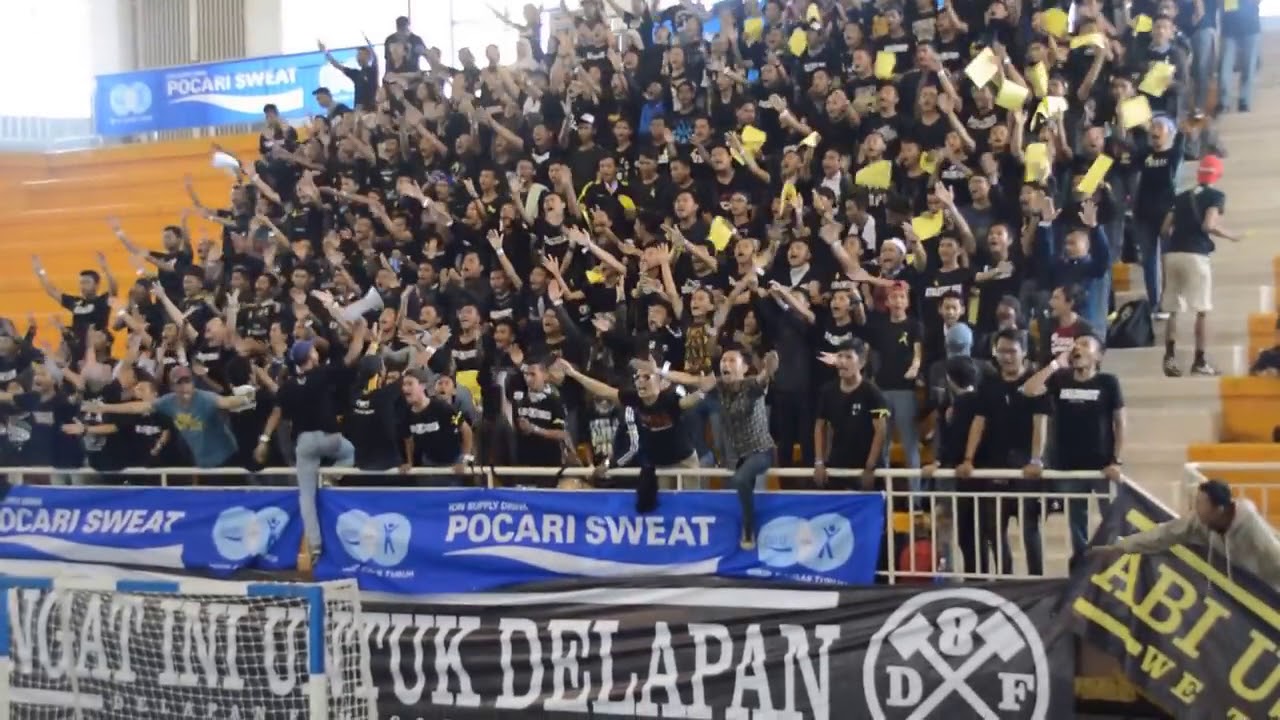 Suporter futsal jombang