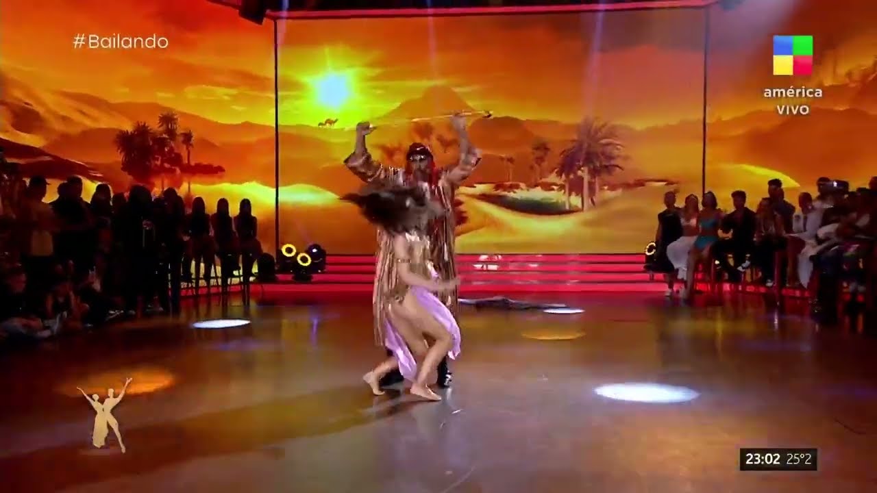 ⭐ El Tirri y Fio Giménez bailaron "Ojos así", de Shakira
