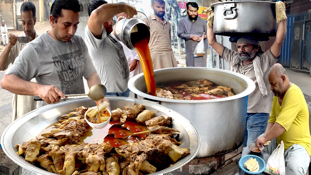SIRI PAYA STREET FOOD | PAKISTANI FOOD | 100/- Rs - 70 YEAR'S OLD IRANI 🇮🇷 SIRI PAYE DHABA IN LAHORE