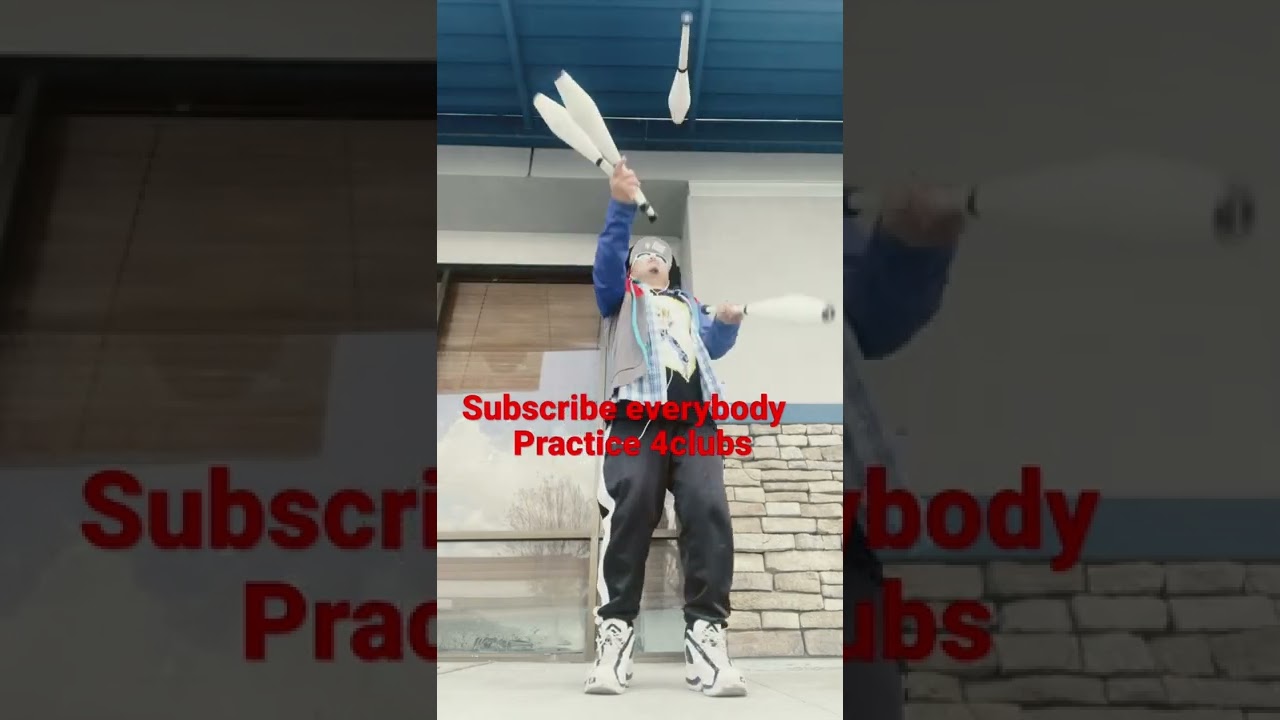4 clubs juggle