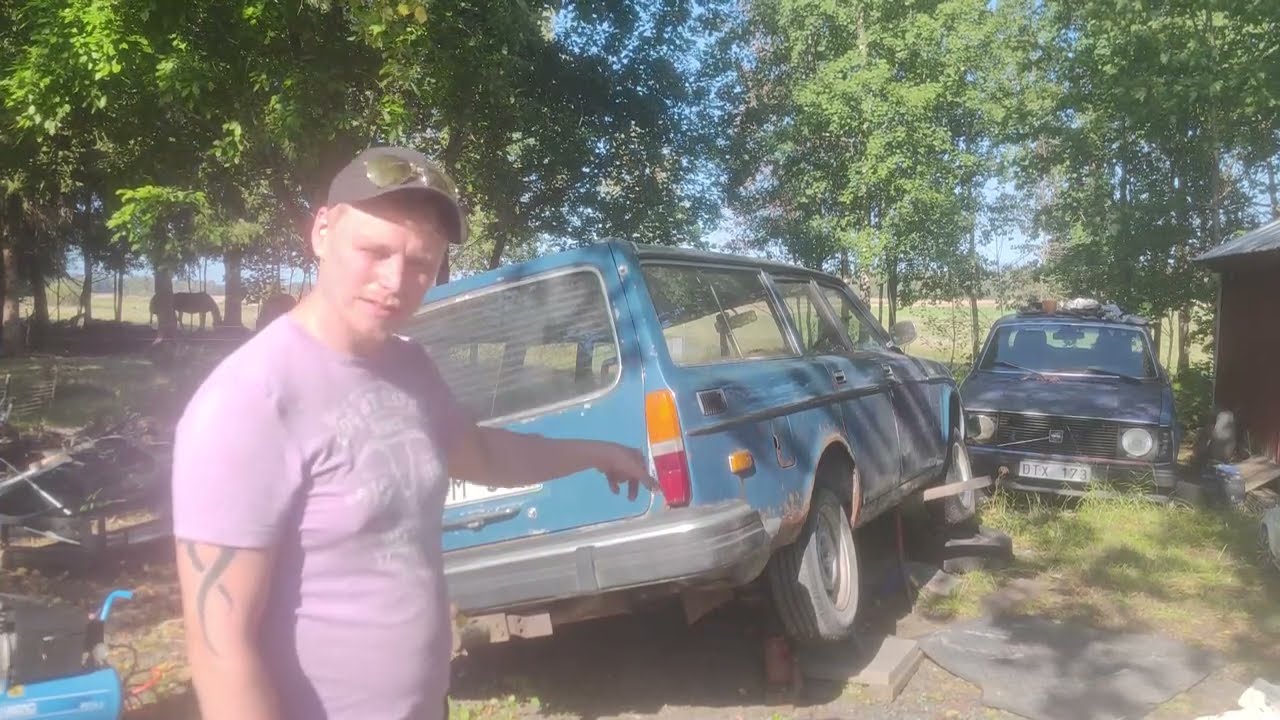 Volvo 245 L -77. rostlagning golv och skuff
