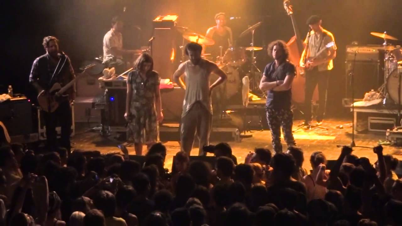 Edward Sharpe & The Magnetic Zeros - Home live (the public therapy edition)
