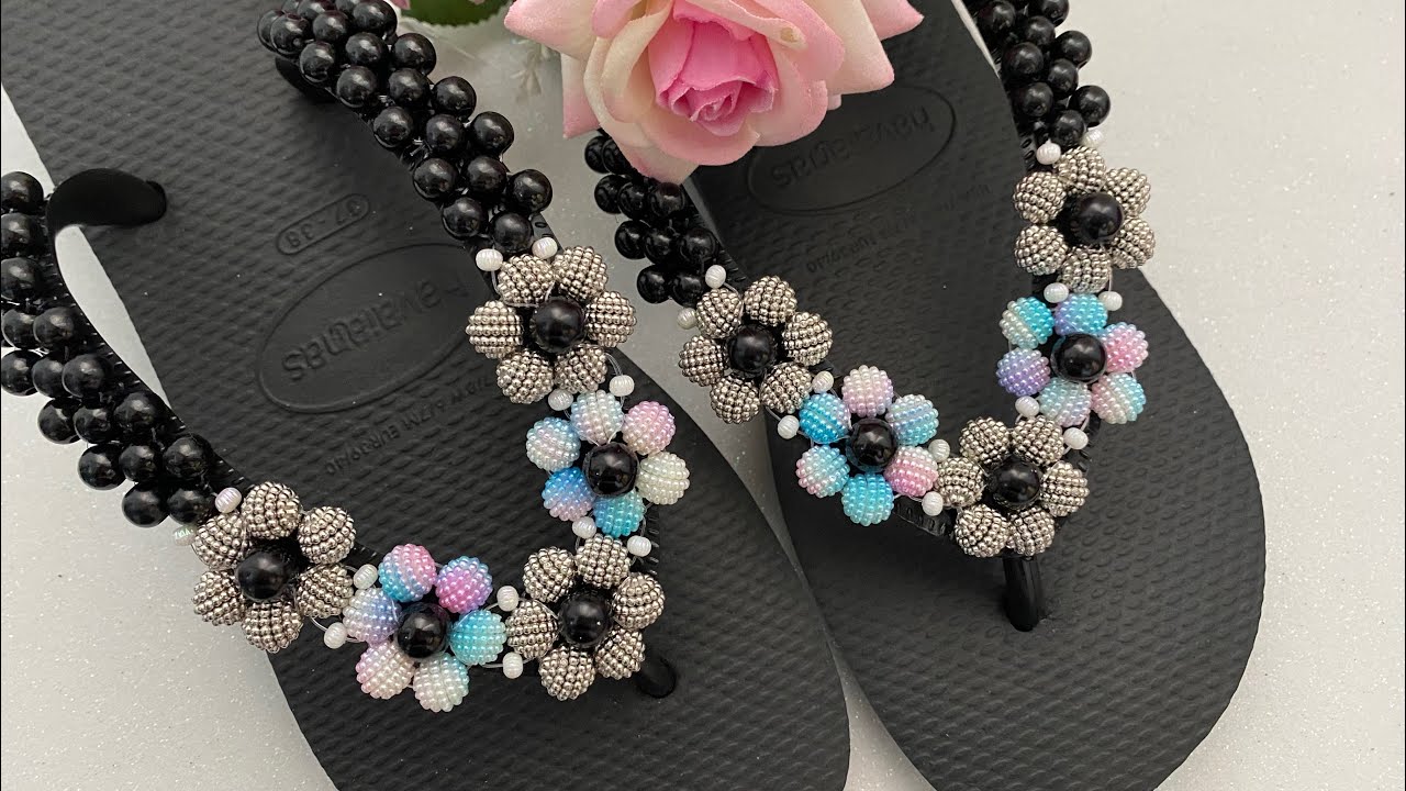 CHINELO BORDADO SIMPLES COM A PÉROLA 10 mm CRAQUELADA
