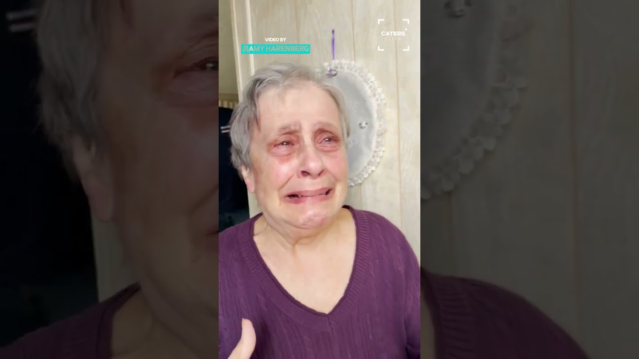 Мы сделали сюрприз нашей бабушке на её 80-летие.