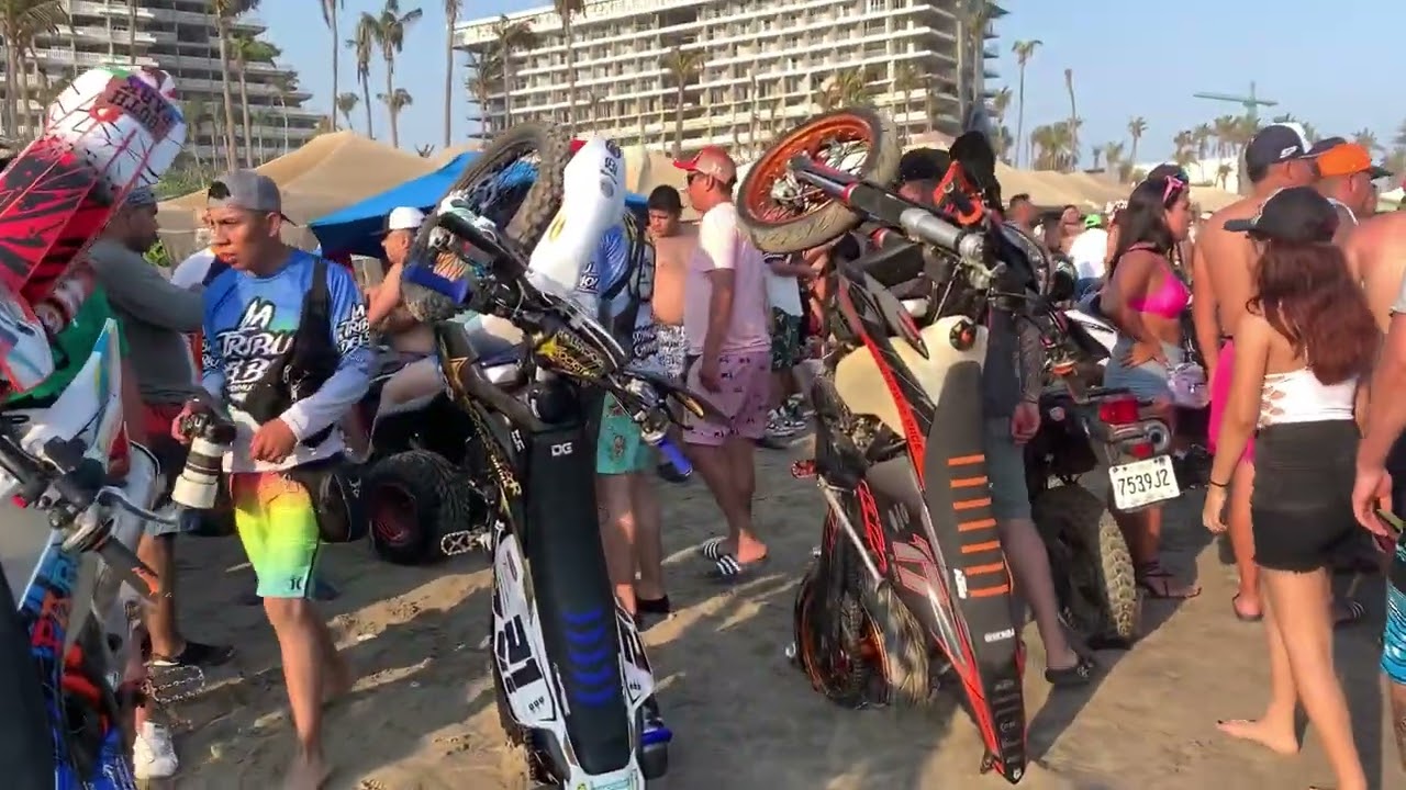 Acamoto 🏍️🚦🛵😎2024 en las playas 🏖️🏝️⛴️⛱️del princess 🚢🌅🌇en Acapulco Guerrero.